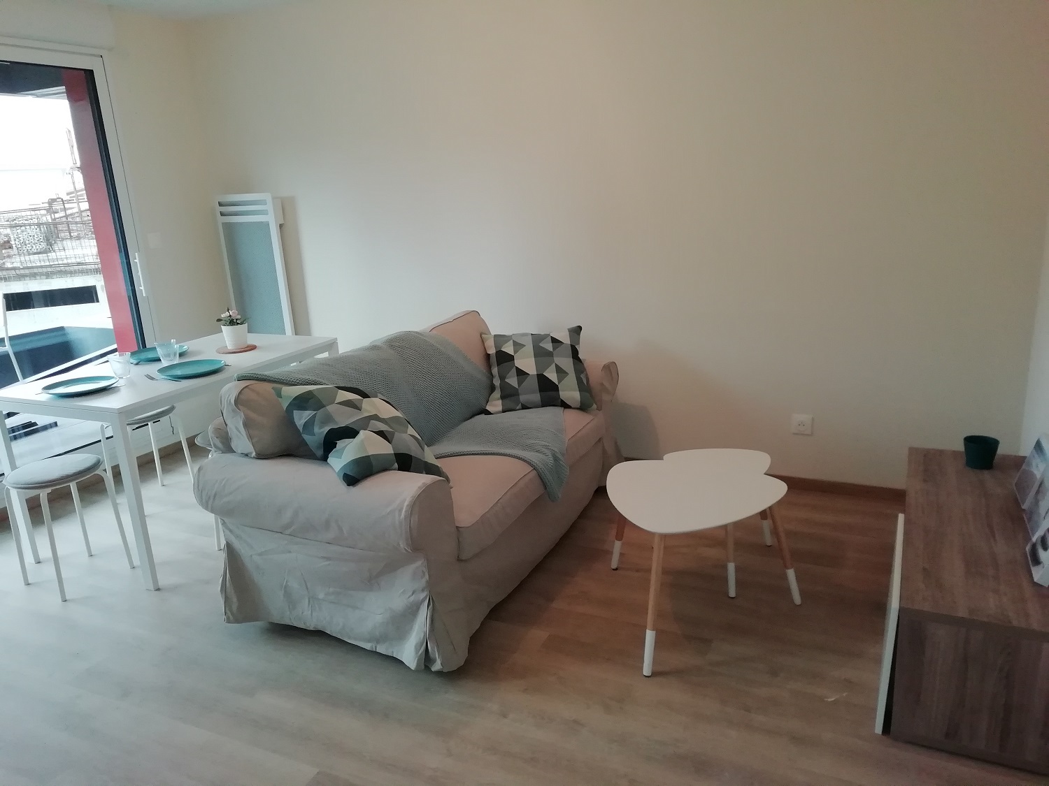 07-11-2019-Salon-appartement-témoin