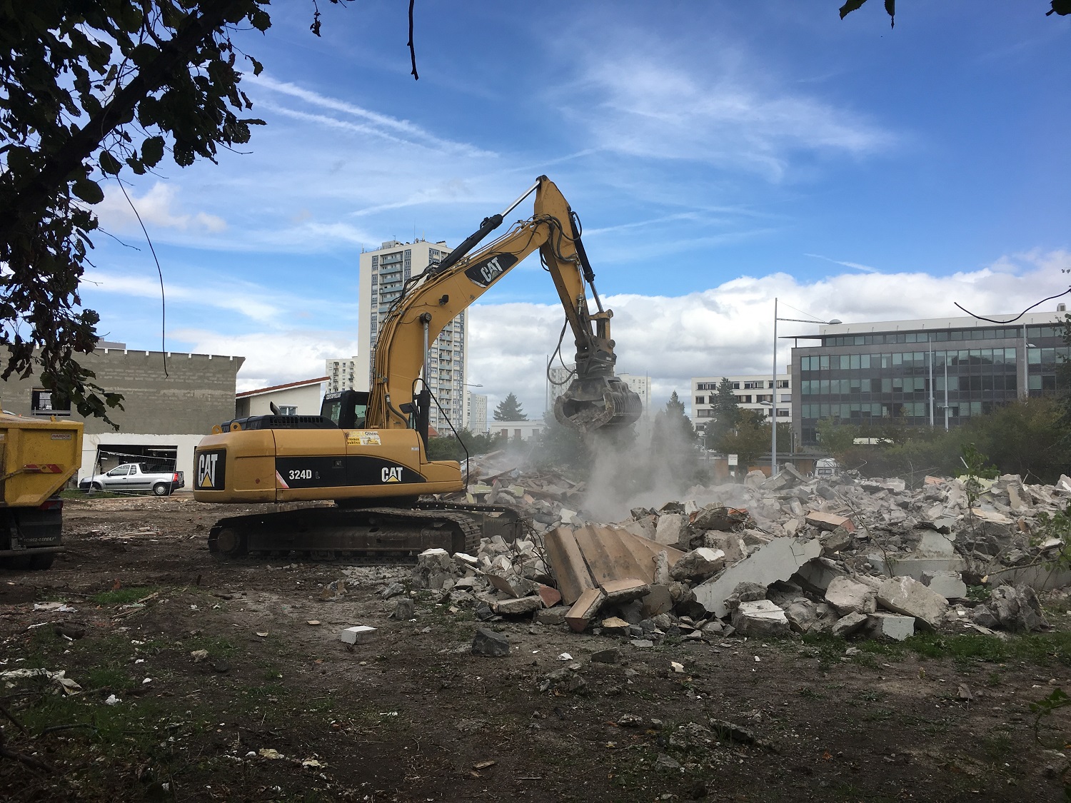 11-09-2017-Poursuite-des-travaux-de-démolition