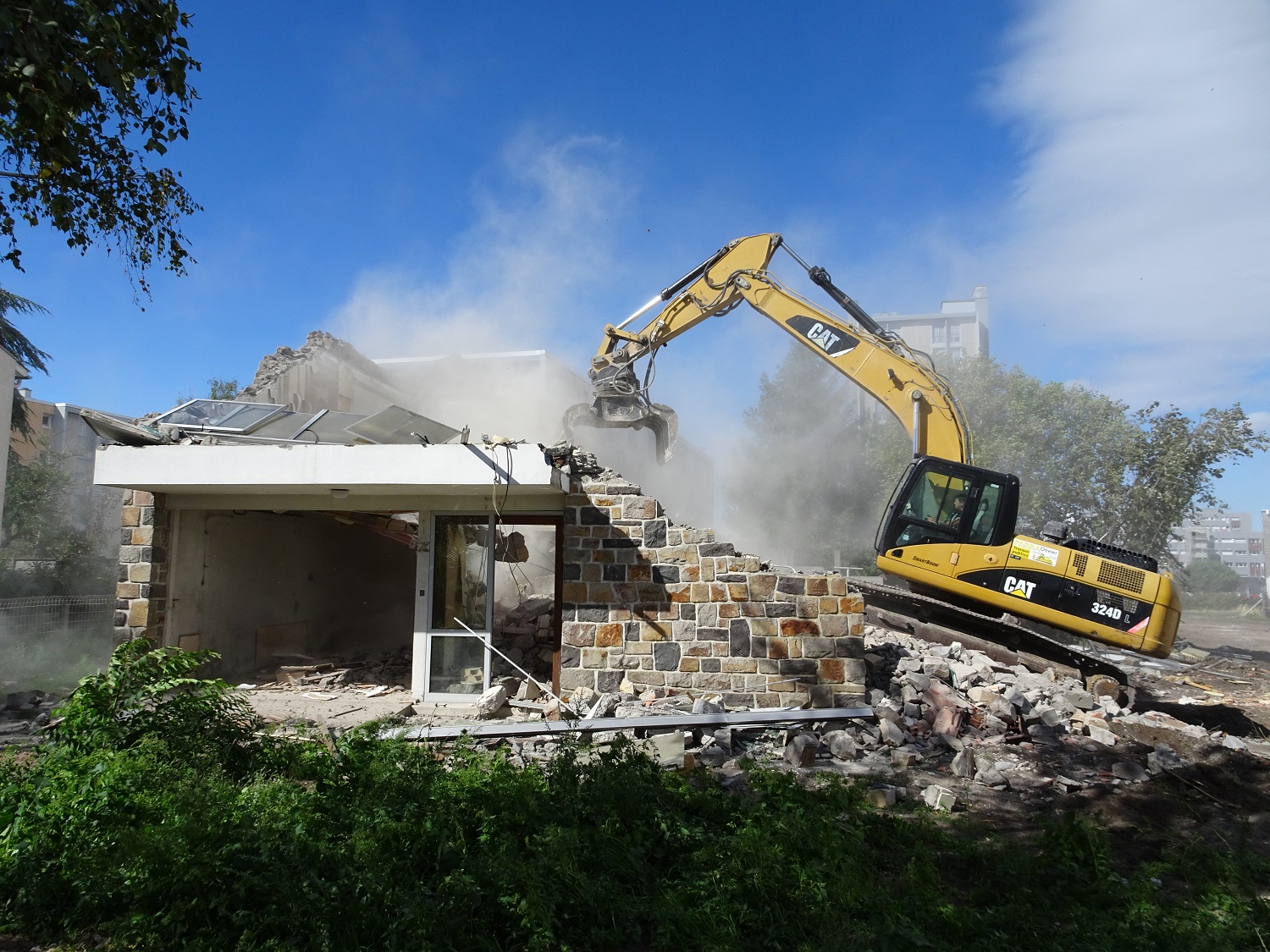 13-09-2017-Démolition-de-la-5-eme-maison-située-sur-lemprise-du-projet