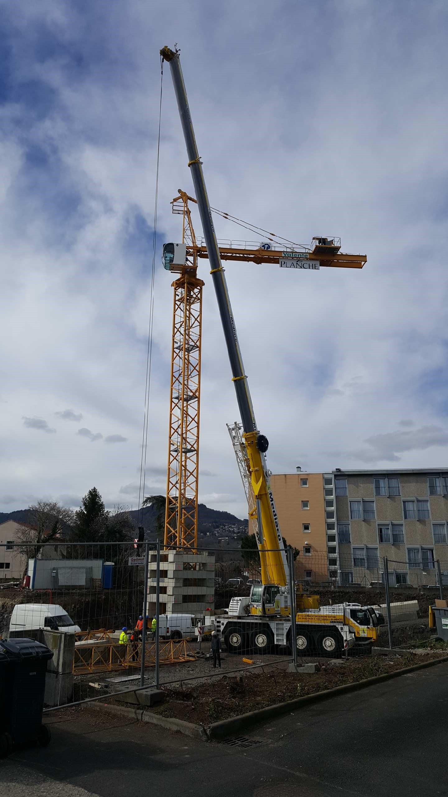 Gabriel-09-03-2018-Installation-grue