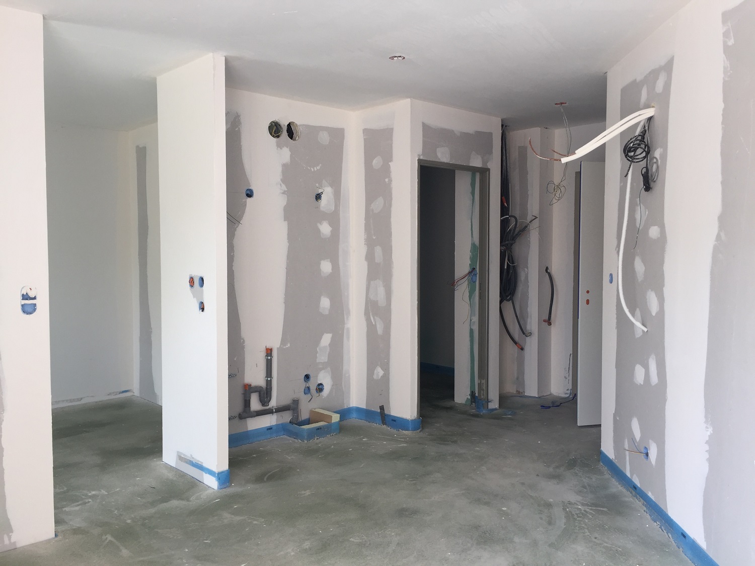 07-08-2018 - Logement témoin en cours de plâtrerie