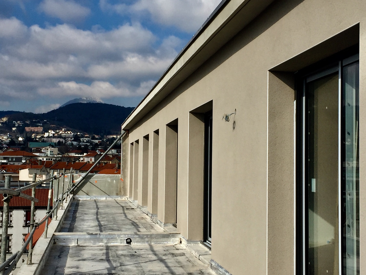 23-02-2018 - Façade Sud en cours de réalisation