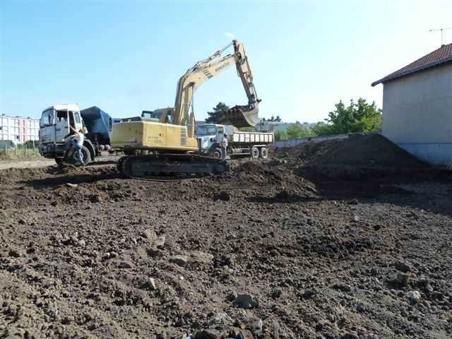 10/10/2011 - Terrassement en cours