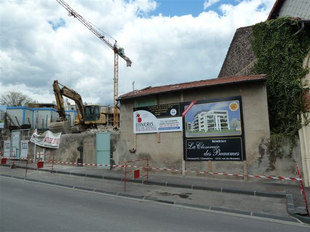 03/05/2012 - Démolition en cours