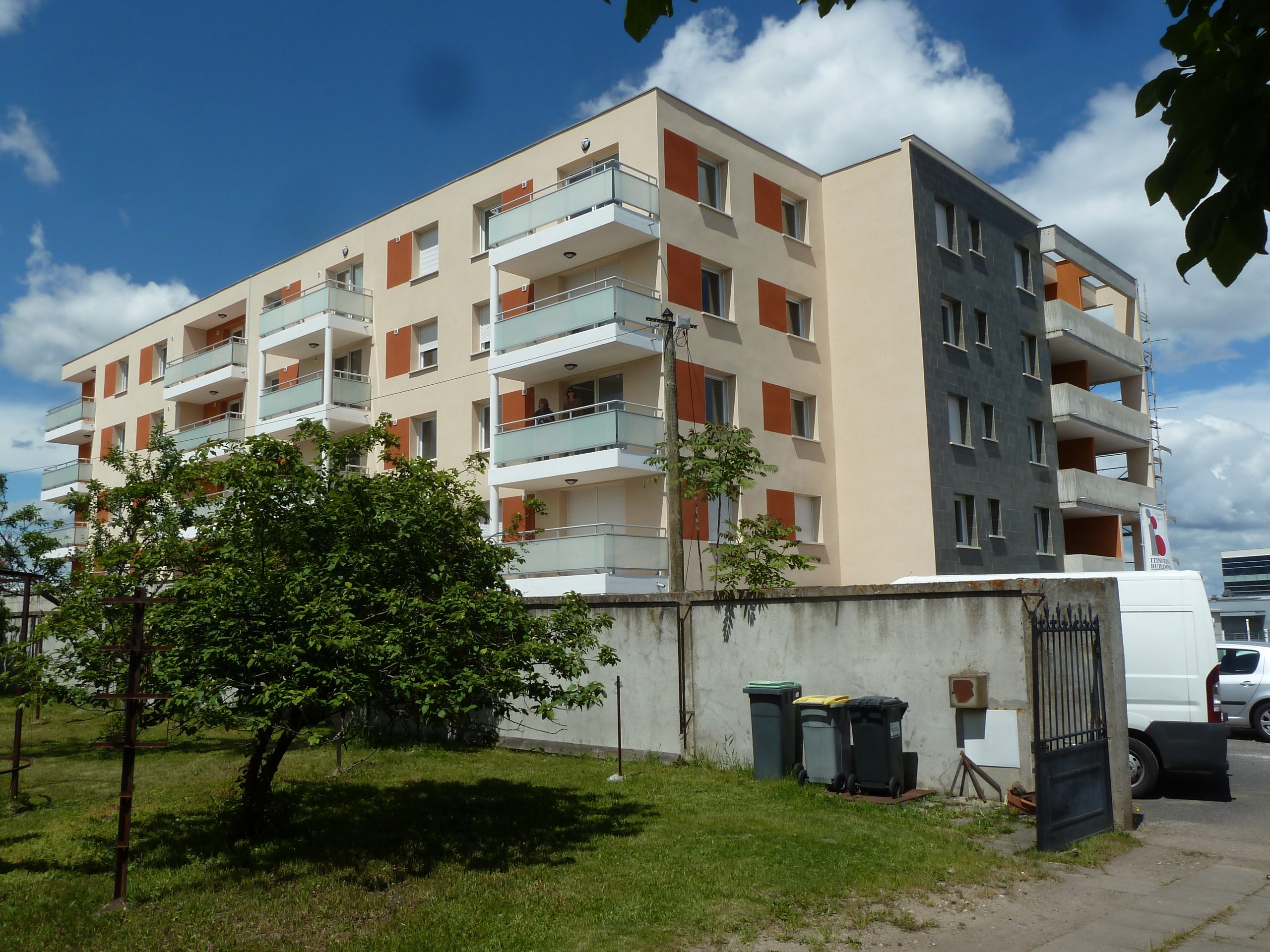 09/06/2013 - Enduits de façades achevés