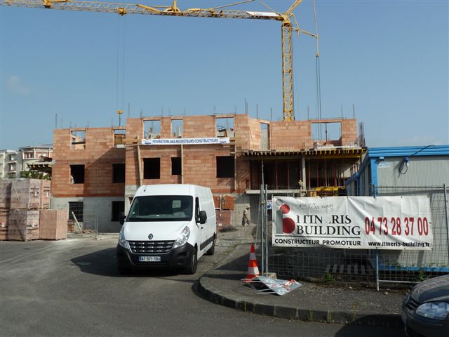 30/06/2012 - Murs du second étage en cours