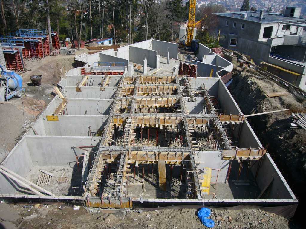 05/04/2008 - Poutres et Murs sous sol