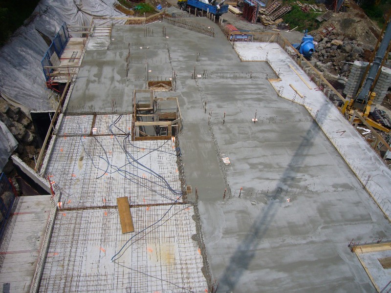 08/06/2007 - Dalle rez-de-chaussée bâtiment C