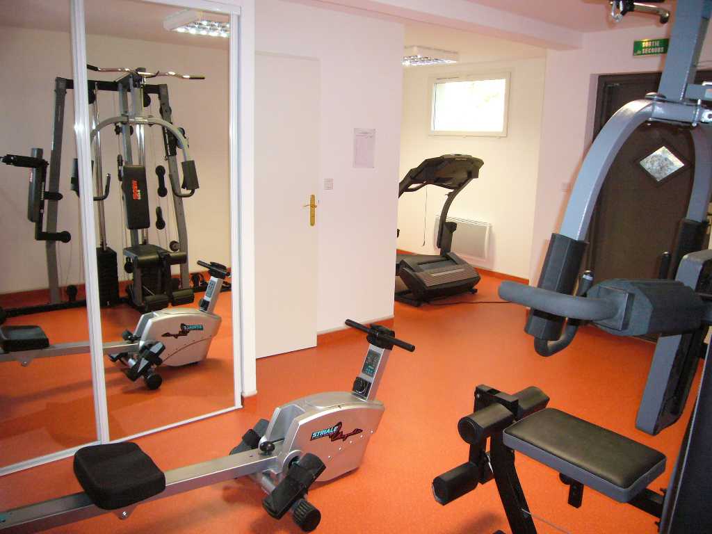 29/10/2009 - Sauna et salle de Fitness bâtiment B