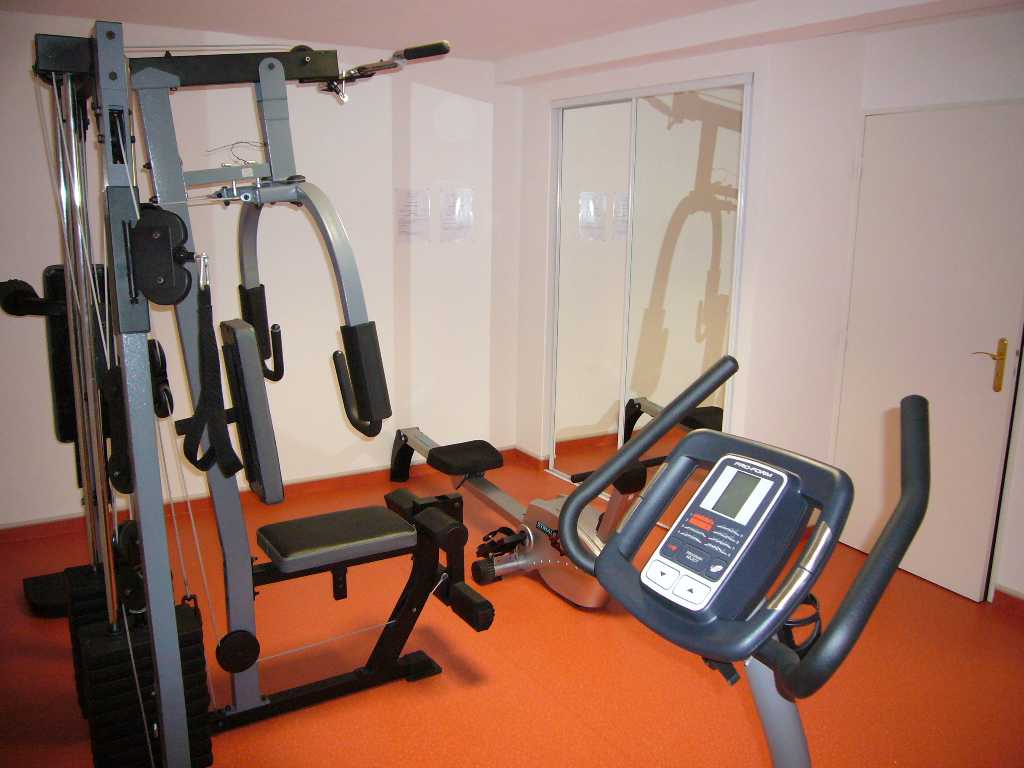 29/10/2009 - Sauna et salle de Fitness bâtiment B