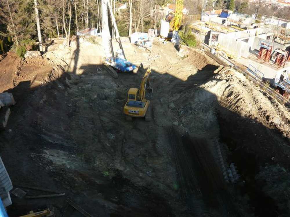 08/01/2008 - Terrassement bâtiment B