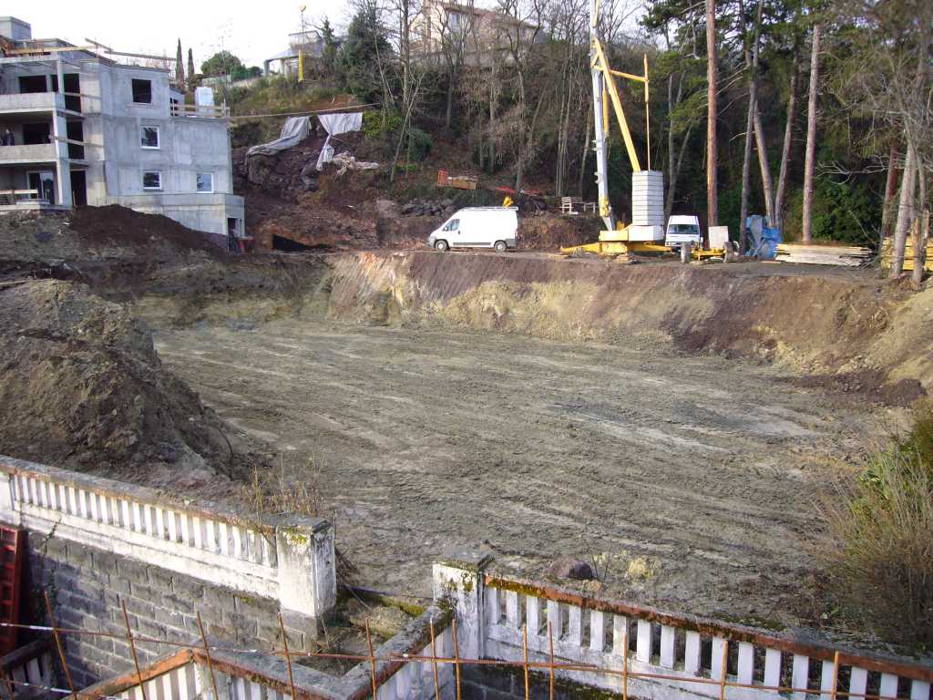 08/01/2008 - Terrassement bâtiment B