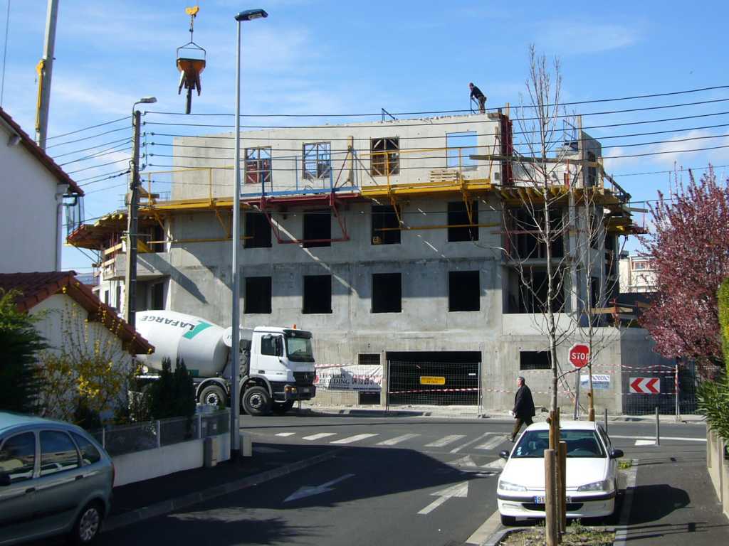 17/03/2008 - Elévation murs du 3ème étage