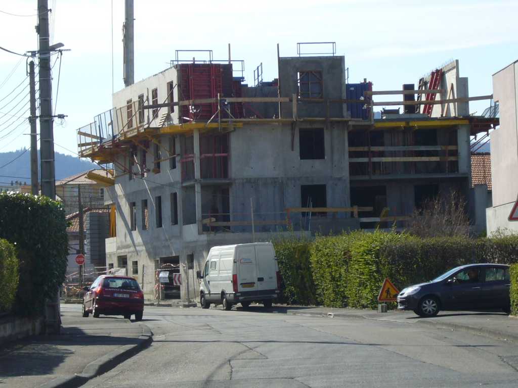 17/03/2008 - Elévation murs du 3ème étage