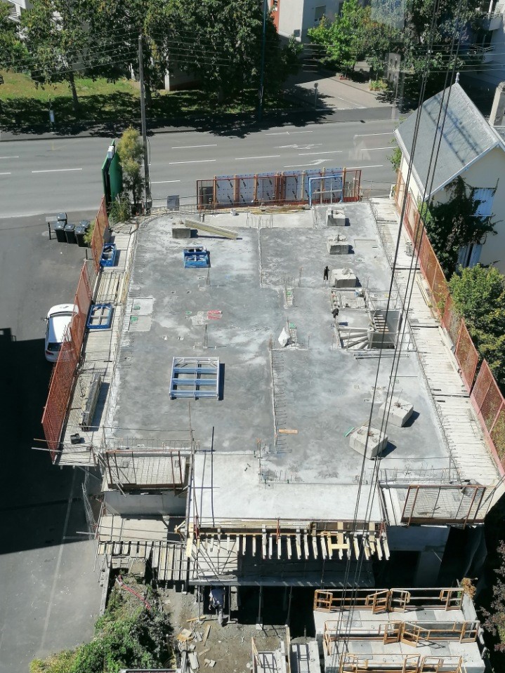 06-08-2020 - Dalle du 1er coulée