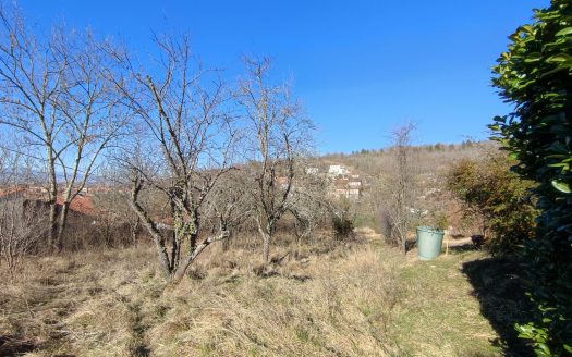 MIREFLEURS – Vue exceptionnelle, sur les hauteurs, Terrain à bâtir de 780 m2 avec garage double