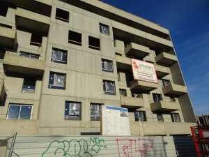 22-01-2019-Menuiseries-extérieures-en-cours-de-pose-2
