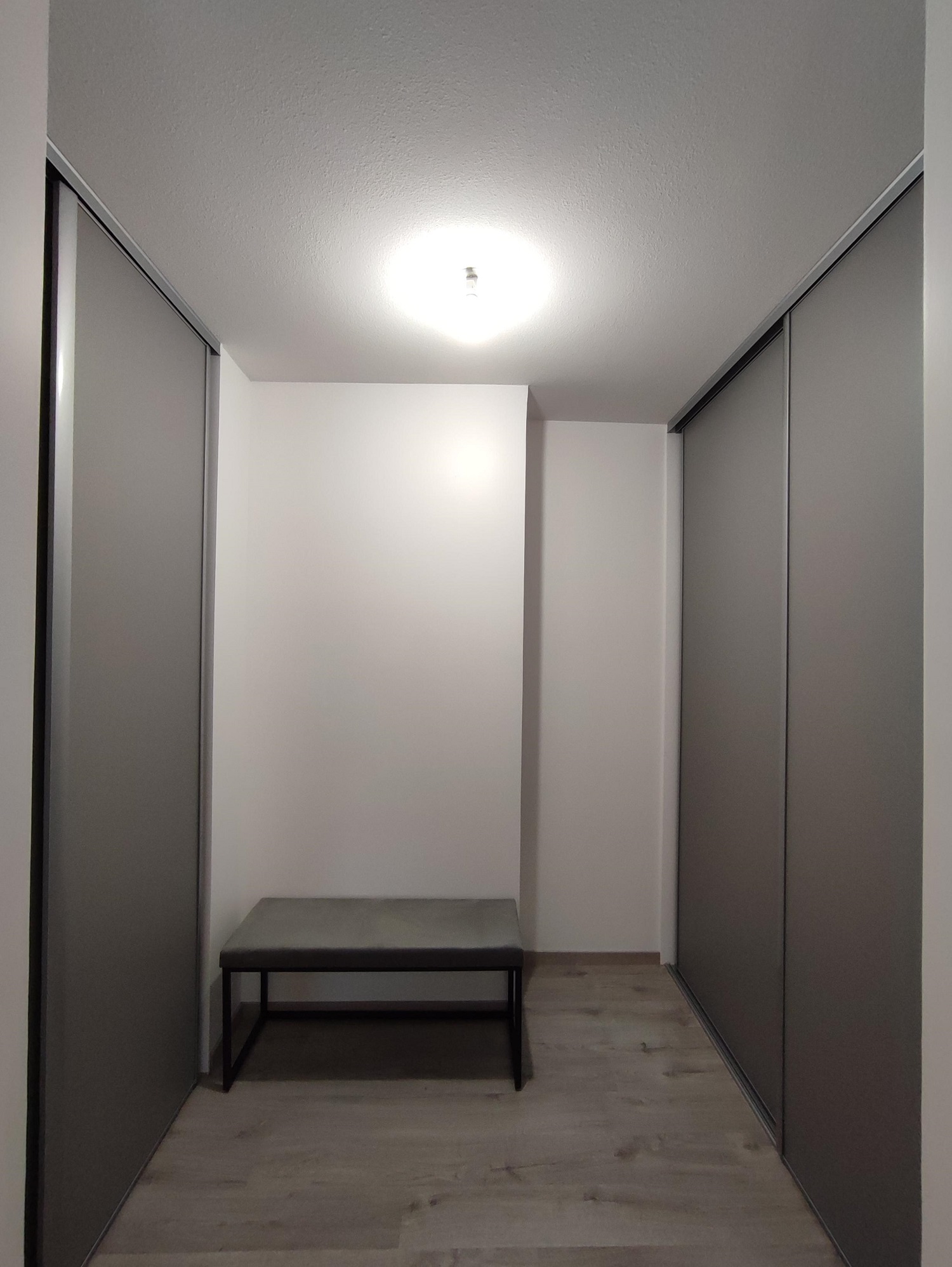 23-11-2021 - Dressing appartement témoin